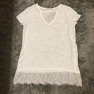 Choker T-shirt blouse with lace fringe